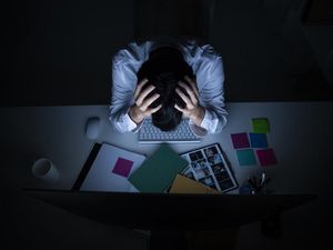Straining: Was ist das und was können Sie dagegen tun?