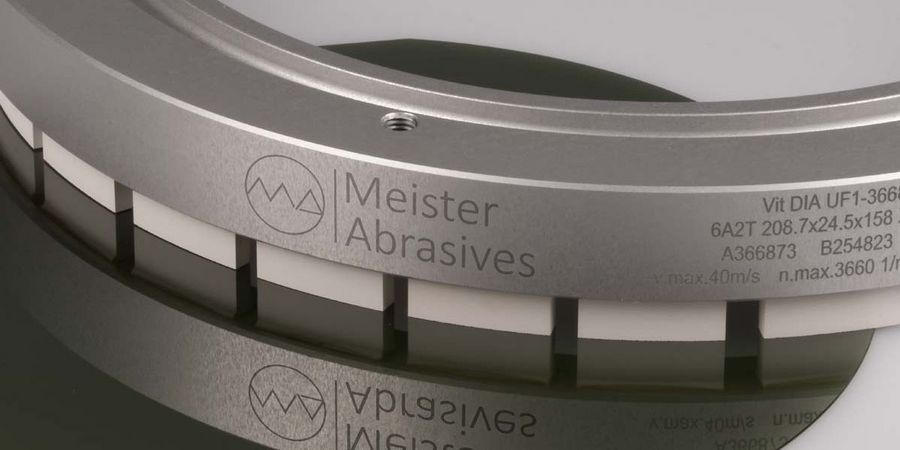 Meister Abrasives‘ UF Schleifscheibe für Siliziumkarbid Wafer