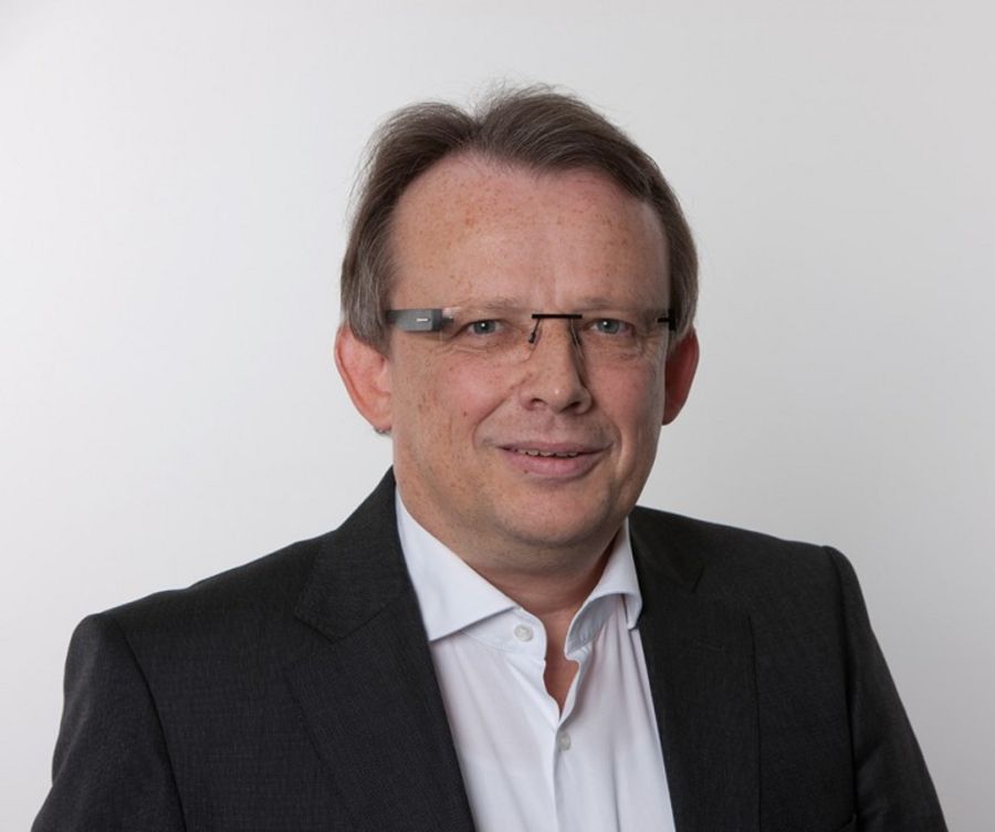 Dr. Matthias Gutweiler, Geschäftsführer der Kuraray Europe GmbH