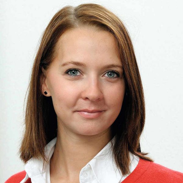  Dipl.-Kffr. Steffi Volkenrath, Assistentin der Geschäftsleitung