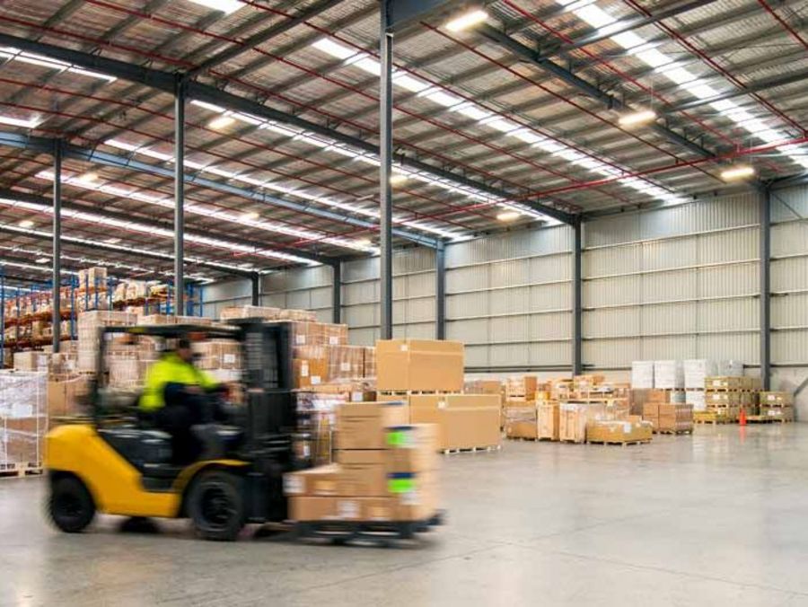 Logistikimmobilien: Herausforderungen mit passenden Lösungen in der Lagerverwaltung mühelos meistern Logistikimmobilien: Herausforderungen mit passenden Lösungen in der Lagerverwaltung mühelos meistern