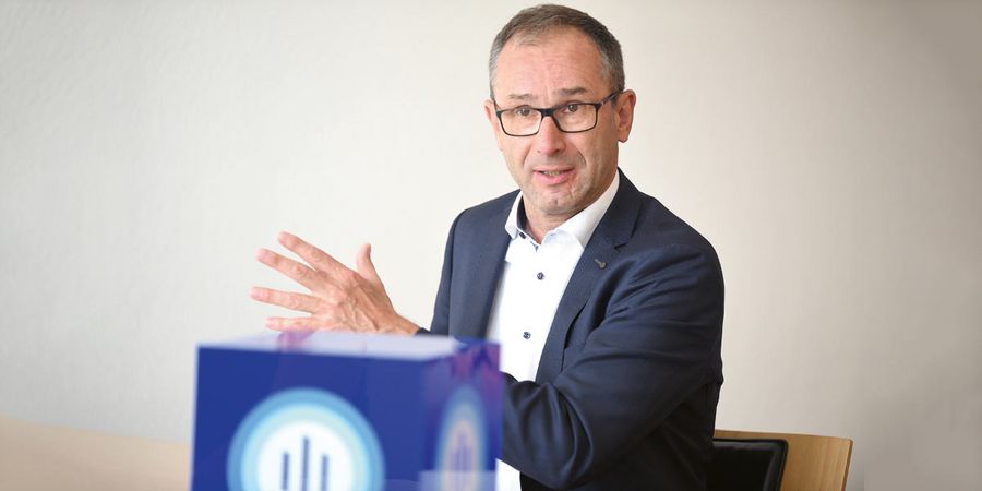 Dr. Bruno Jacobfeuerborn, Vorsitzender der Geschäftsführung der DFMG Deutsche Funkturm GmbH