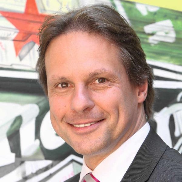 Jochen Etter General Manager Jochen Etter General Manager
