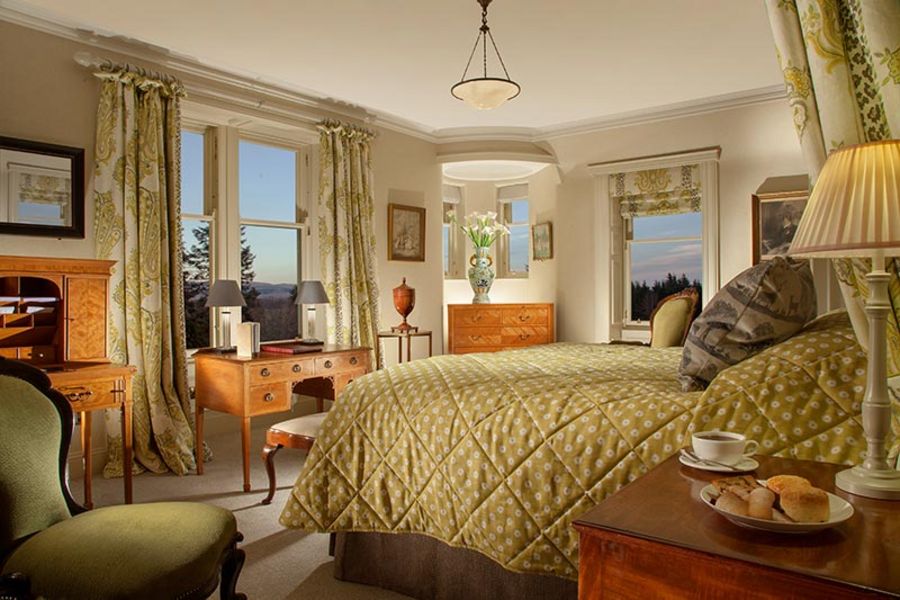 Cromlix hotel room