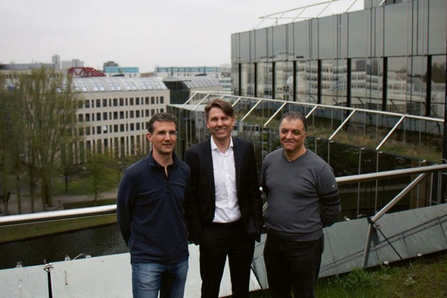 Dipl.-Ing. Thomas Kaufhold, Dr.-Ing. Frank Wölfle und Dr.-Ing. Rasoul Mirkheshti bilden die Führungsspitze von CONTECS (v.l.)