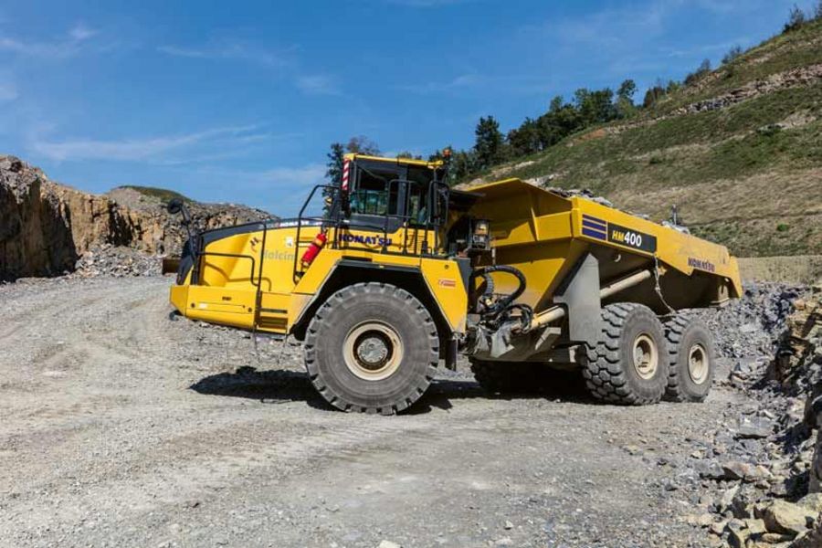 KUHN Schweiz Komatsu