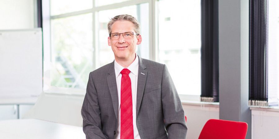 Martin Schimpf, Geschäftsführer der SUMMACOM GmbH & Co. KG