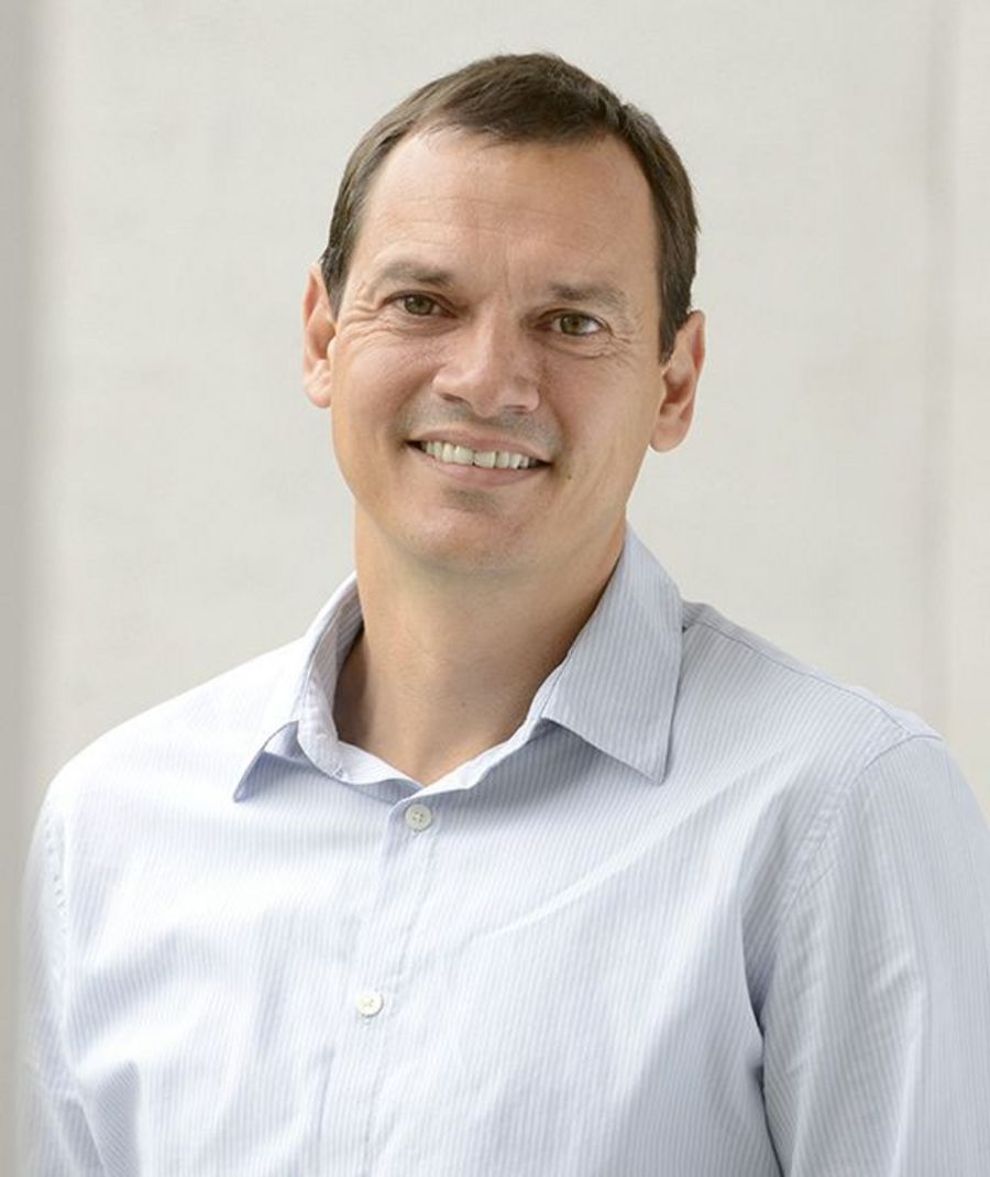Holger Wenschuh, Geschäftsführer der JPT Peptide Technologies GmbH
