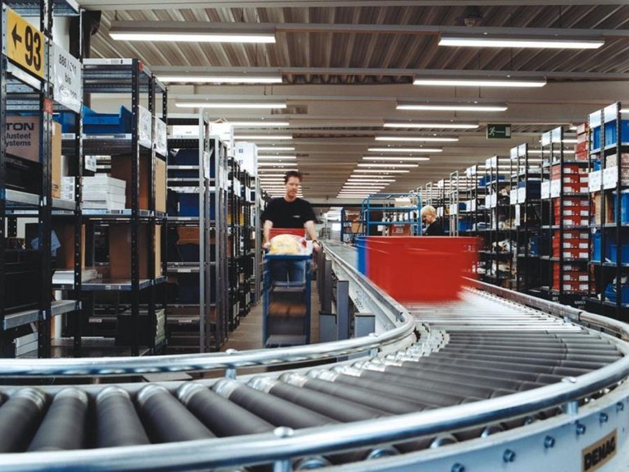 Premium-Logistik für anspruchsvolle Kunden Premium-Logistik für anspruchsvolle Kunden