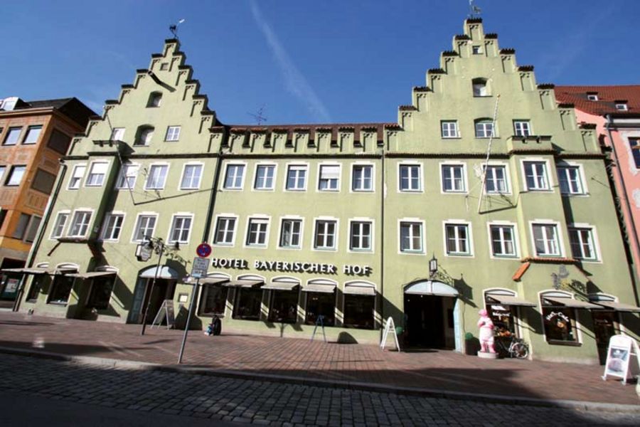 TEKTURA Wohnbau Sanierung Hotel Bayerischer Hof in Freising