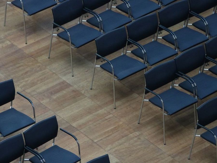 Business Knigge Tagungen – So verhalten Sie sich richtig Business Knigge Tagungen – So verhalten Sie sich richtig