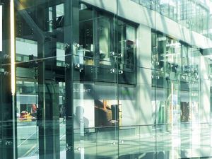 Herausforderung in Stahl und Glas