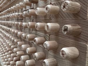 Massivholz-Komponenten für Möbelmanufakturen