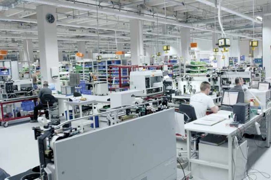 BIT Analytical Instruments Fertigung in Schwalbach