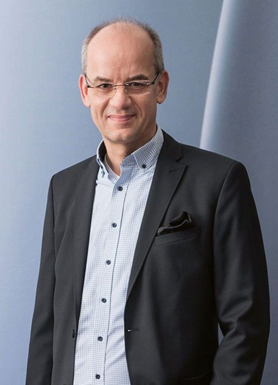 Frank Bechtloff, CEO der F&W Frey & Winkler GmbH
