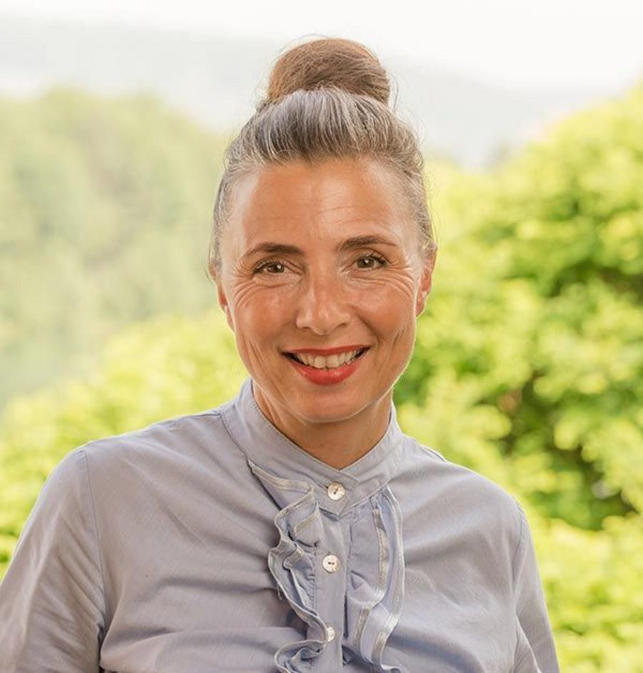 Karina Kull,  Direktorin im Seehotel Niedernberg, dem Dorf am See