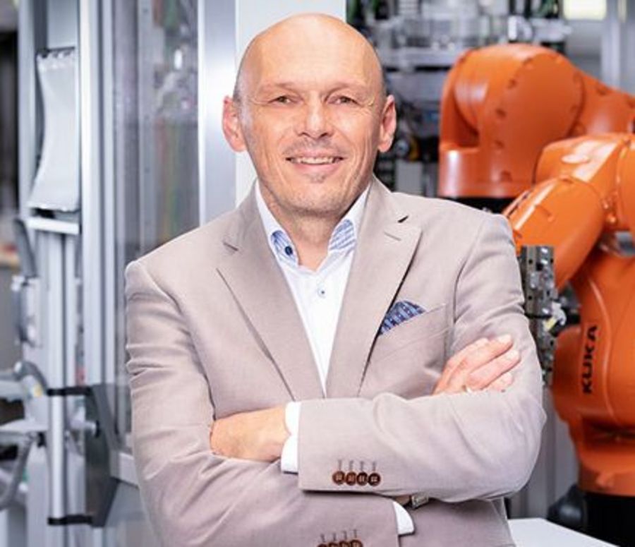 Ing. Wolfgang Silmbroth, Geschäftsführer der Wieser Automation - Maschinenbau GmbH