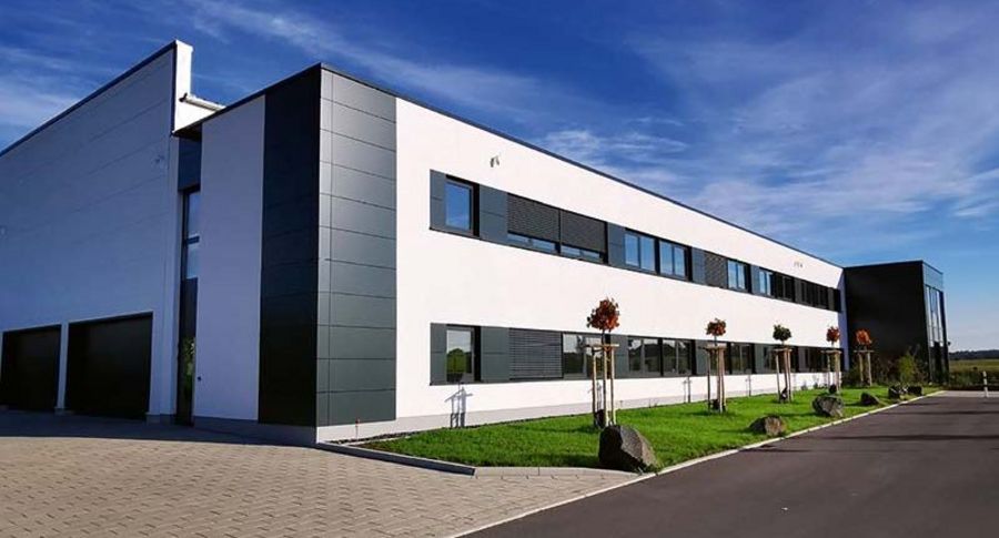 Der neue Firmensitz von AEM in Hohenroda