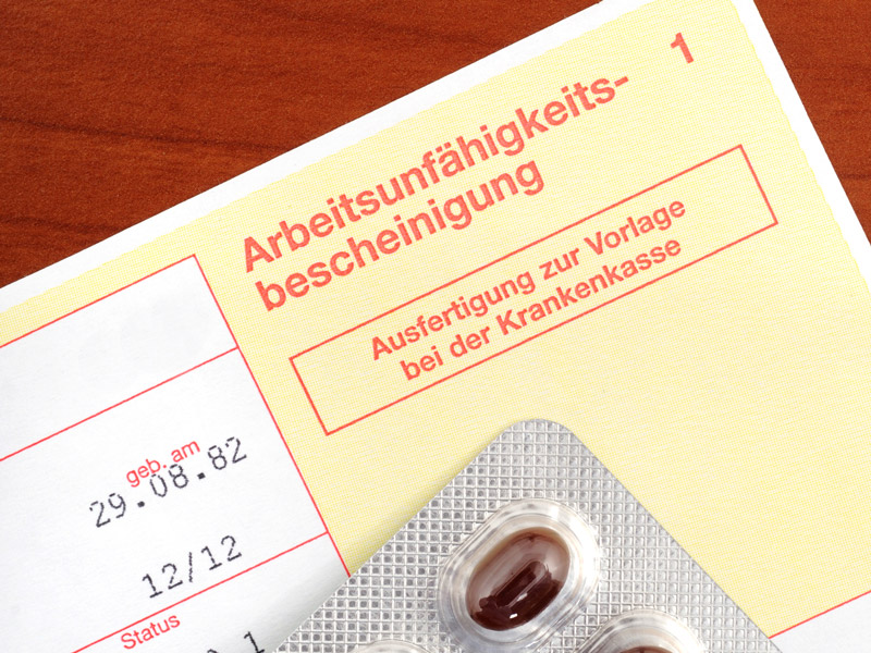 Krankschreibung an die Krankenkasse schicken So geht es richtig