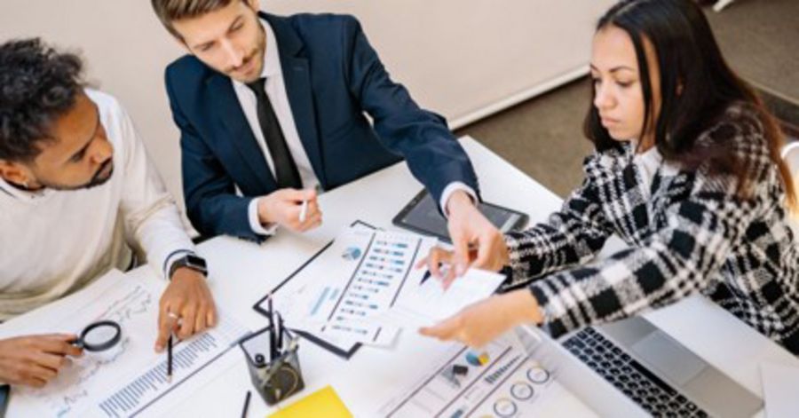 Moderne Personalarbeit rückt von der reinen Verwaltung immer stärker ins Zentrum unternehmerischer Entscheidungen. Bild von Yan Krukau auf Pexels Moderne Personalarbeit rückt von der reinen Verwaltung immer stärker ins Zentrum unternehmerischer Entscheidungen. Bild von Yan Krukau auf Pexels
