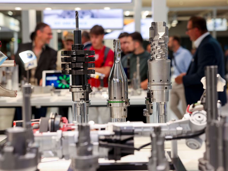KI, Automatisierung und Kreislaufwirtschaft: Wohin sich die Metallbearbeitung entwickelt KI, Automatisierung und Kreislaufwirtschaft: Wohin sich die Metallbearbeitung entwickelt