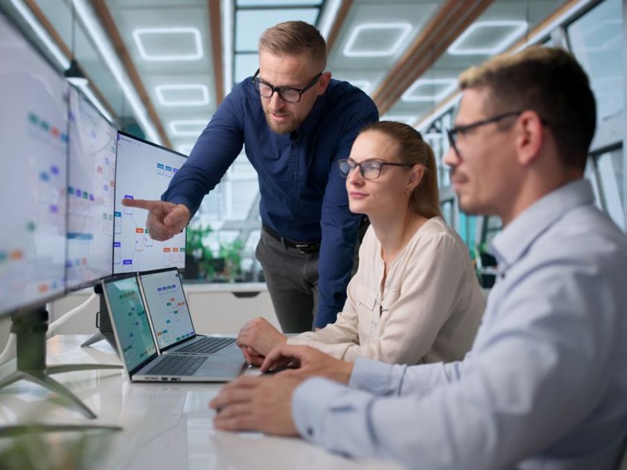 Windows-Administration im Mittelstand: Die strategischen Vorteile eines IT-Systemhauses in Berlin