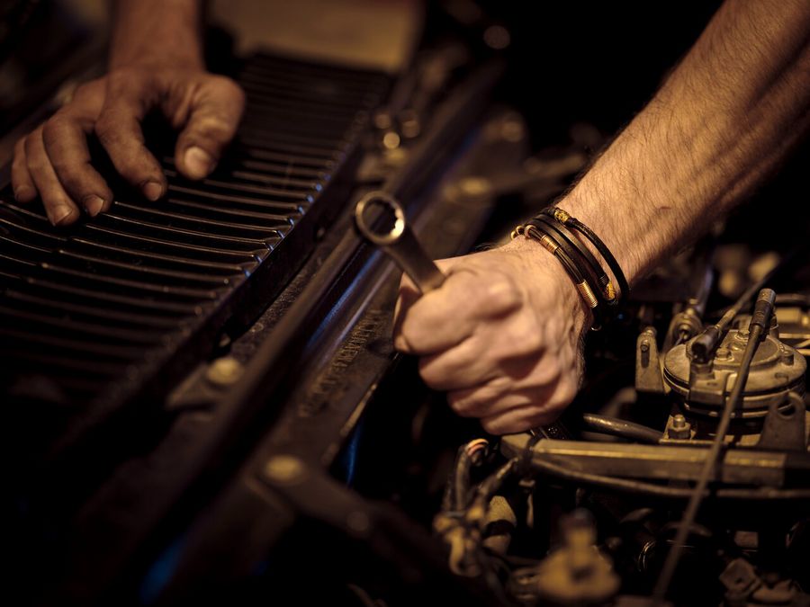 Motorsteuergerät-Reparatur als wirtschaftlicher Erfolgsfaktor im Flottenmanagement