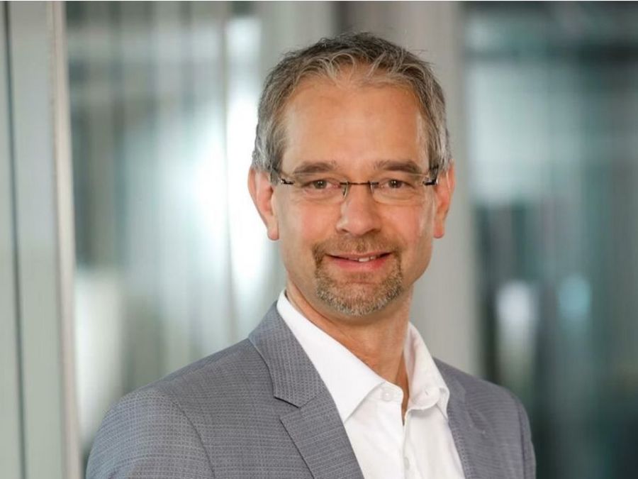Personalentwicklung in der Zeitarbeit: Wie Unternehmen Fachkräfte für KI und neue Einsatzfelder qualifizieren