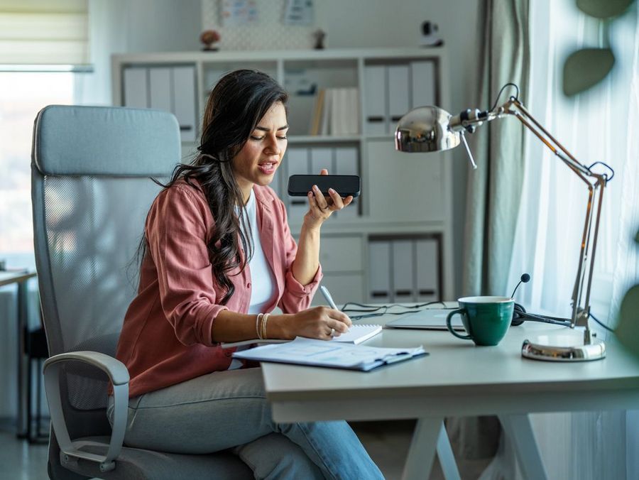 Wertschätzung im Arbeitsalltag: Wie der Mittelstand ab 2026 mit gezielten Klein-Investitionen Talente hält