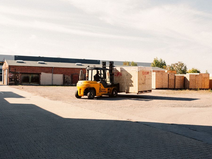 Holz, Hightech, Handwerk: Verpackung für den internationalen Erfolg