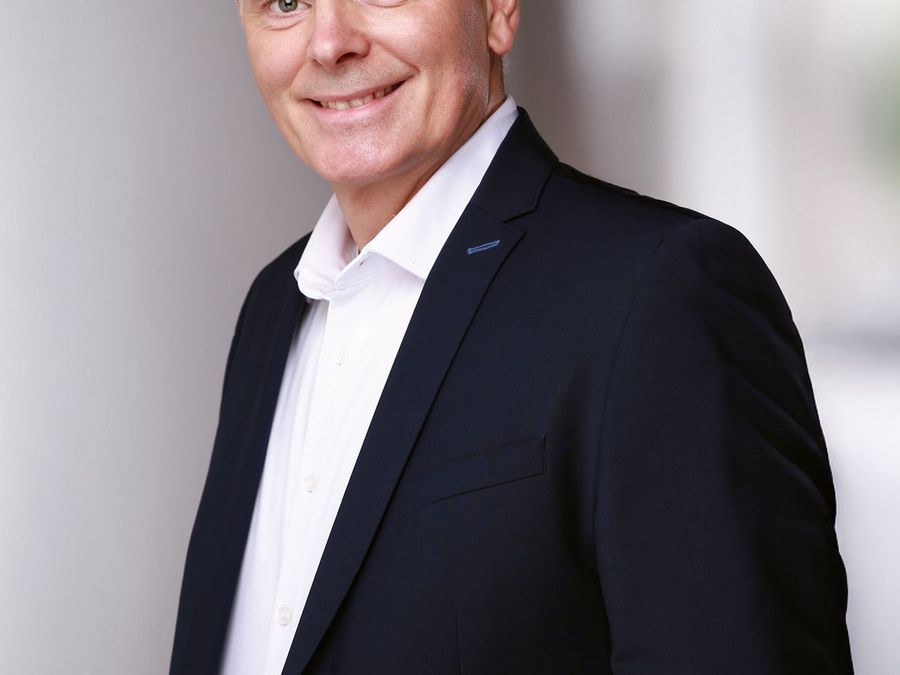 Sürth, Bernhard