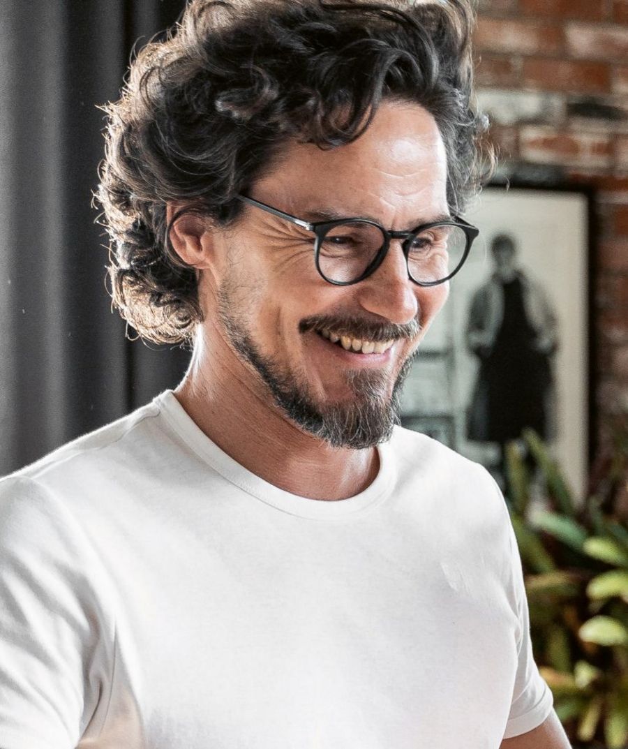 //CRASH Unternehmensgruppe Sebastian Schwarz //CRASH Unternehmensgruppe Sebastian Schwarz