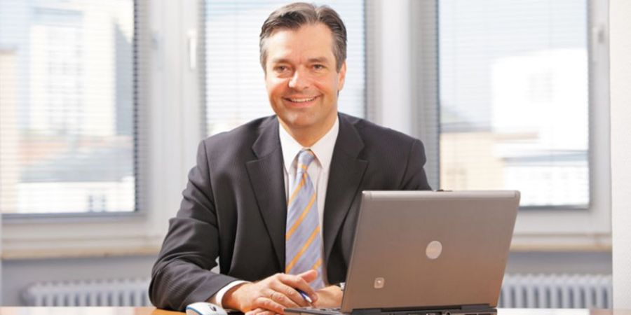 Geschäftsführender Gesellschafter Andreas Kujawski, seit 2007 für Unicorn tätig Geschäftsführender Gesellschafter Andreas Kujawski, seit 2007 für Unicorn tätig