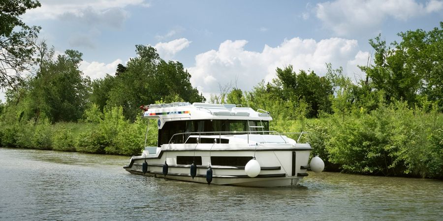 Crown Blue Line GmbH Liberty 