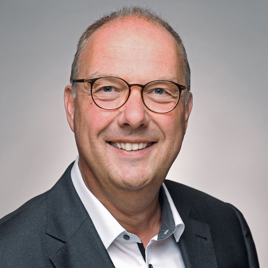 OBERMEYER Infrastruktur GmbH & Co. KG Dr.-Ing. Karsten Gruber, Geschäftsführer  OBERMEYER Infrastruktur GmbH & Co. KG Dr.-Ing. Karsten Gruber, Geschäftsführer