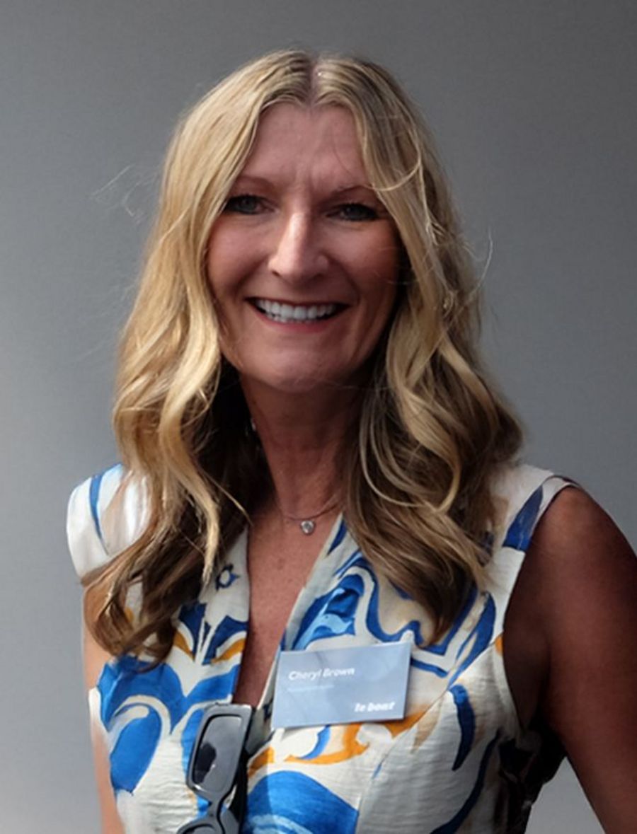 Crown Blue Line GmbH Cheryl Brown