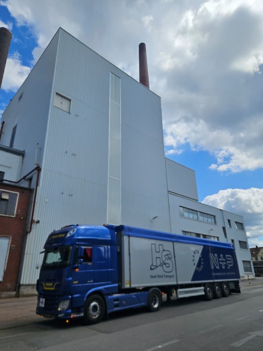 N+P Group B.V. Logistik