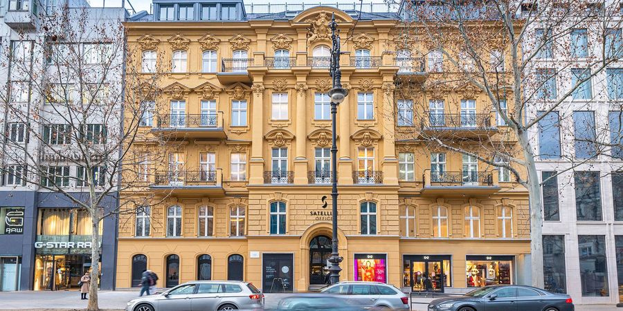 Satellite Office GmbH KUD 15 Gloria Berlin Satellite Office GmbH KUD 15 Gloria Berlin