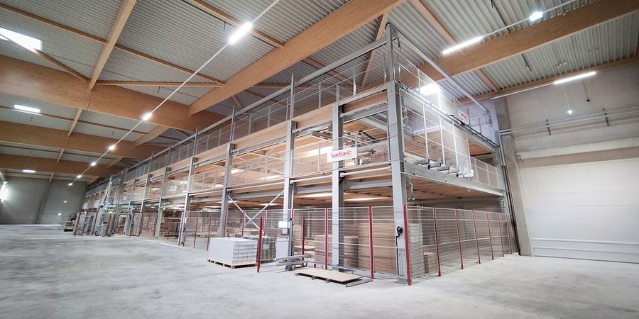 Barbaric GmbH dreistöckige Lager- und Kommissioniersystem