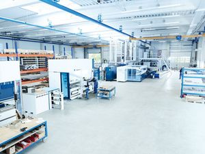 Vier Säulen, ein Fundament