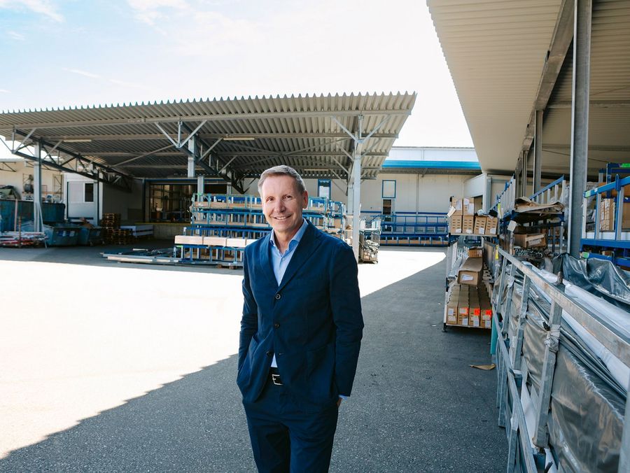 Futuristische Fassaden im Bau