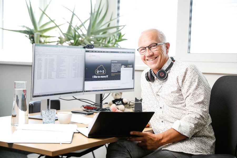 COSMO CONSULT SE maßgeschneiderte Lösungen COSMO CONSULT SE maßgeschneiderte Lösungen