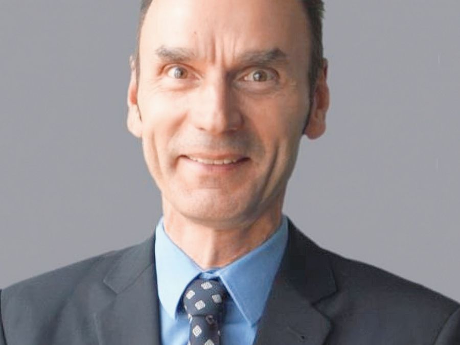 Schoenemann, Dr. Thomas