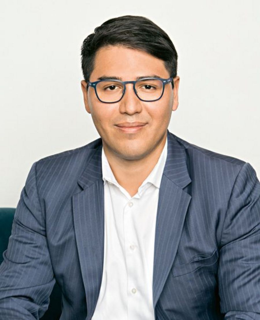 Capcora GmbH Alexander Kuhn, geschäftsführender Gesellschafter Capcora GmbH Alexander Kuhn, geschäftsführender Gesellschafter