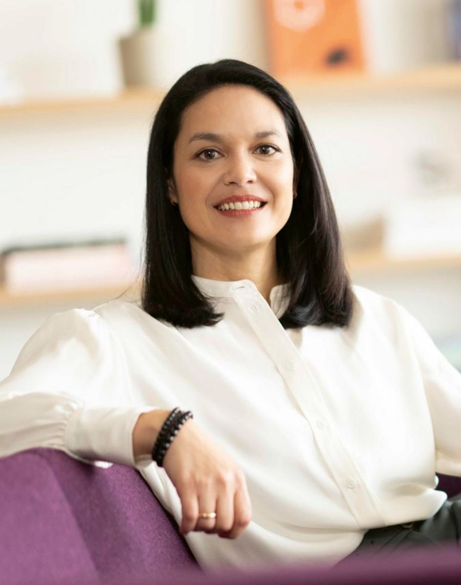 Steelcase GmbH Dr. Dewi Schönbeck