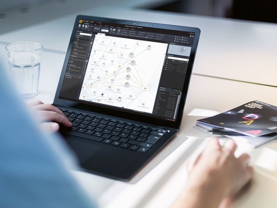 Jenseits der Blackbox: eine offene Plattform für digitale Aufklärung