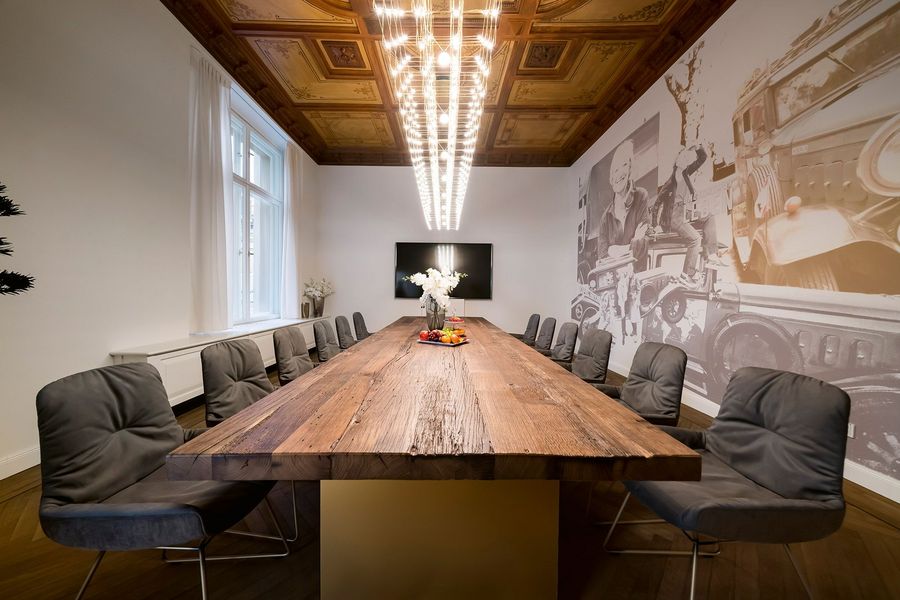 Satellite Office GmbH KUD 15 Gloria Berlin Satellite Office GmbH KUD 15 Gloria Berlin