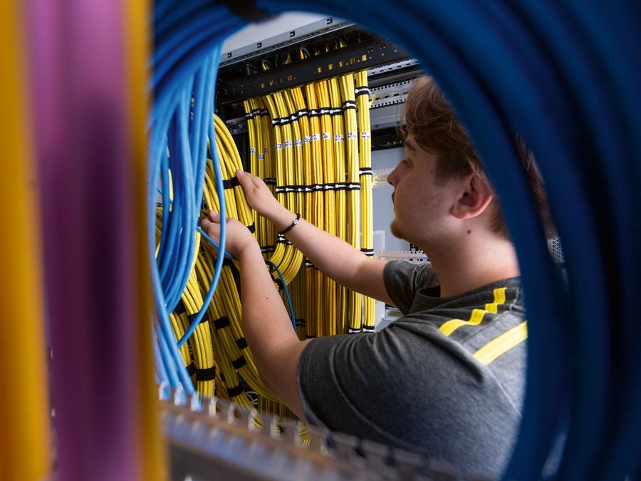 Der starke Elektro-Partner aus Basel für die Region