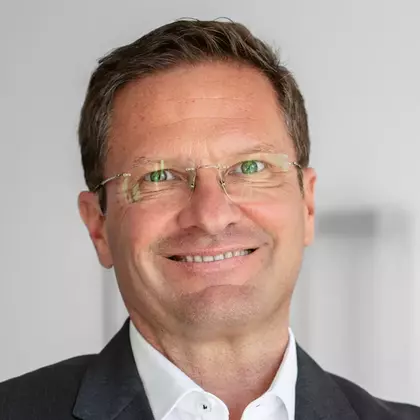 PD Dr. Peter Kuhlang