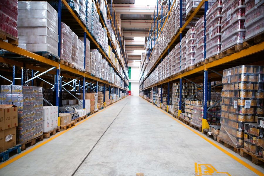 Modernes Zentrallager in Piacenza: Allegra gewährleistet durch Outsourcing und  Logistikkompetenz eine ganzjährige Versorgungssicherheit für internationale Kunden